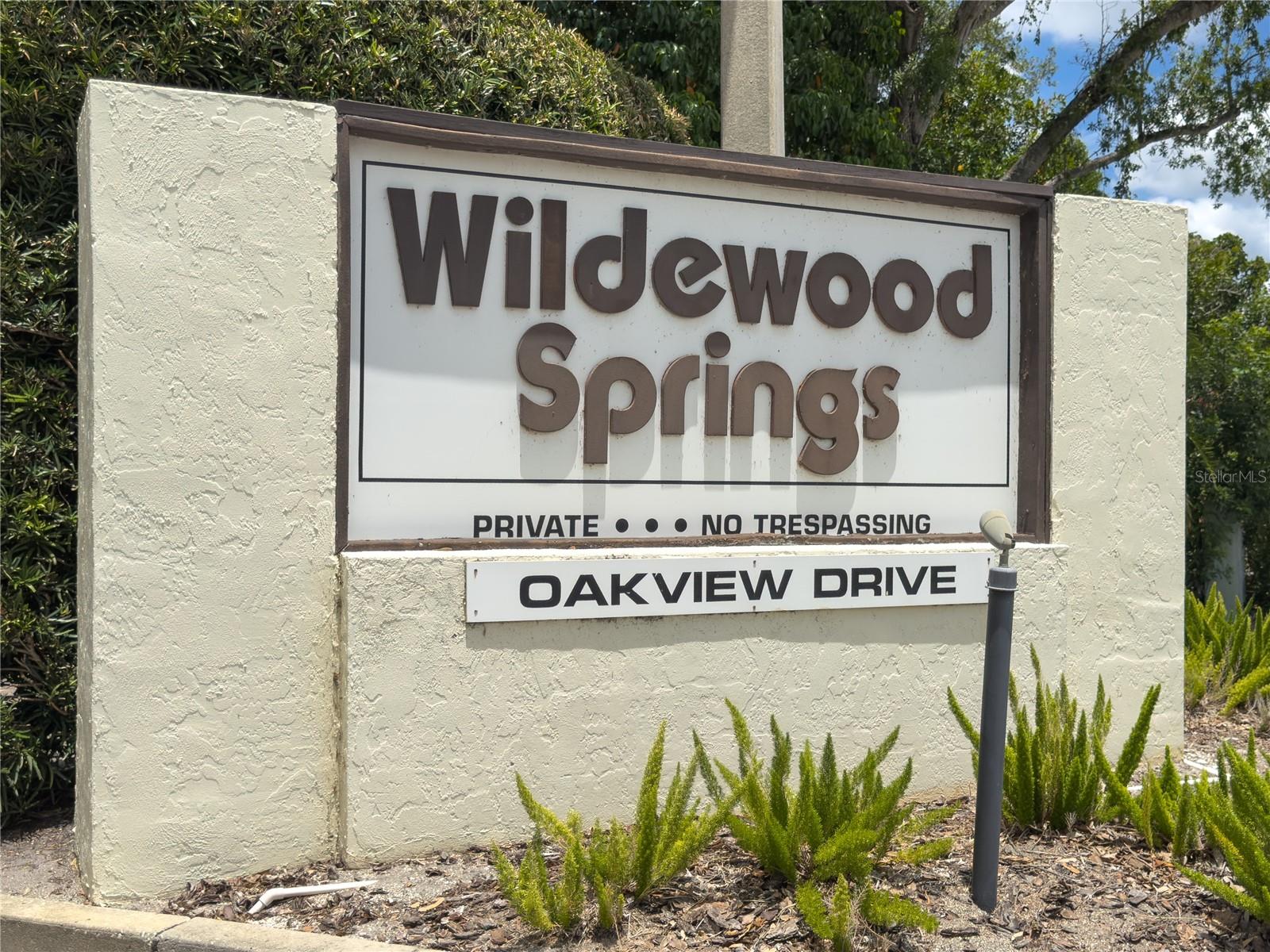 220 LAKEWOOD DR, BRADENTON, FL, 34210