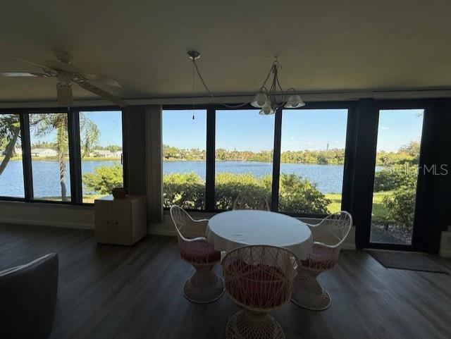 220 LAKEWOOD DR, BRADENTON, FL, 34210