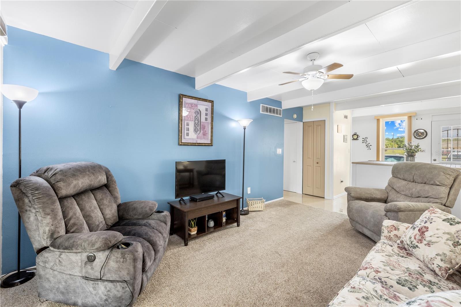 4209 CLUB CIR, LAKESHORE, FL, 33854