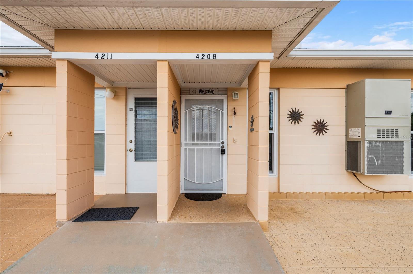 4209 CLUB CIR, LAKESHORE, FL, 33854