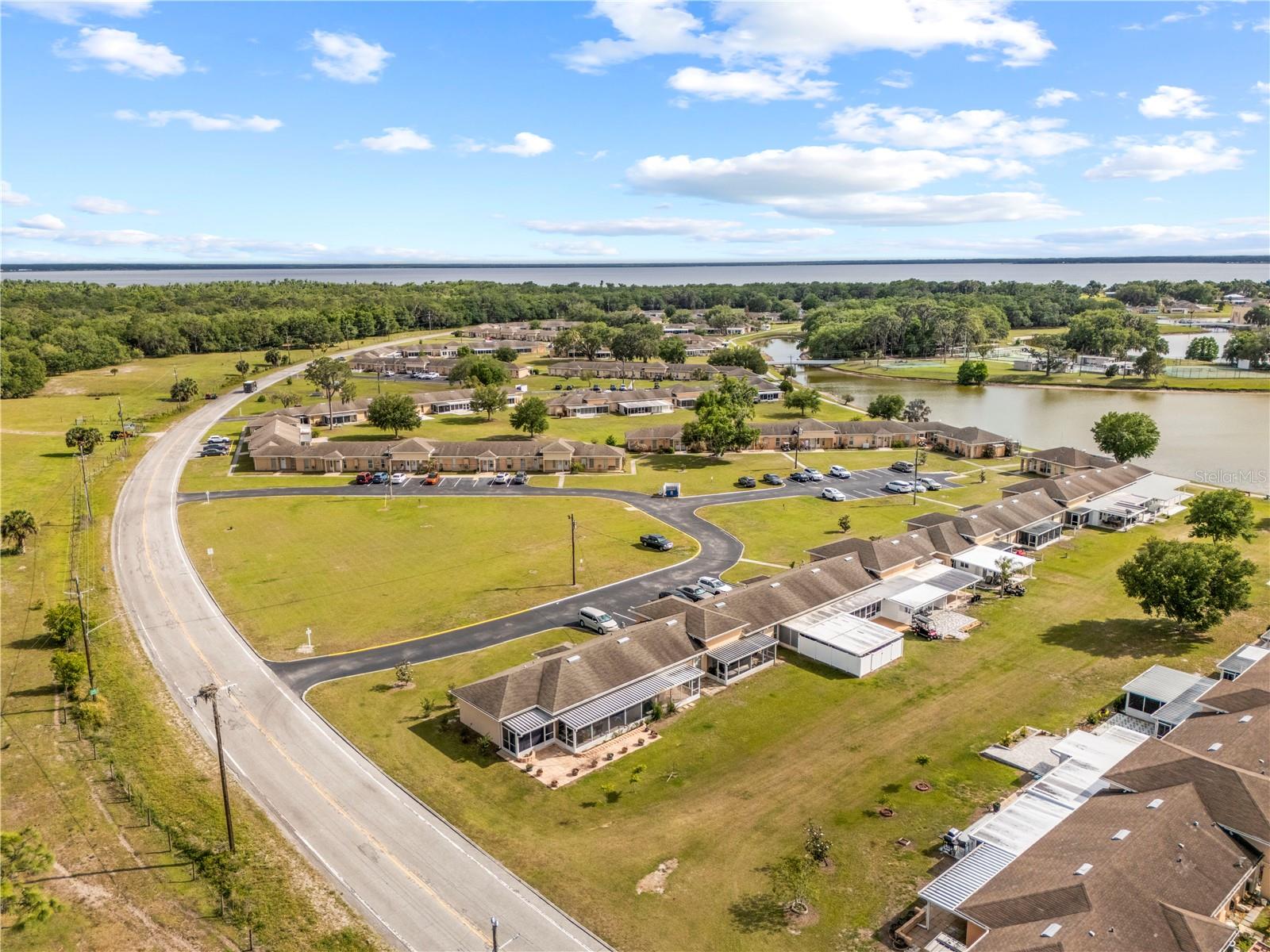 4209 CLUB CIR, LAKESHORE, FL, 33854