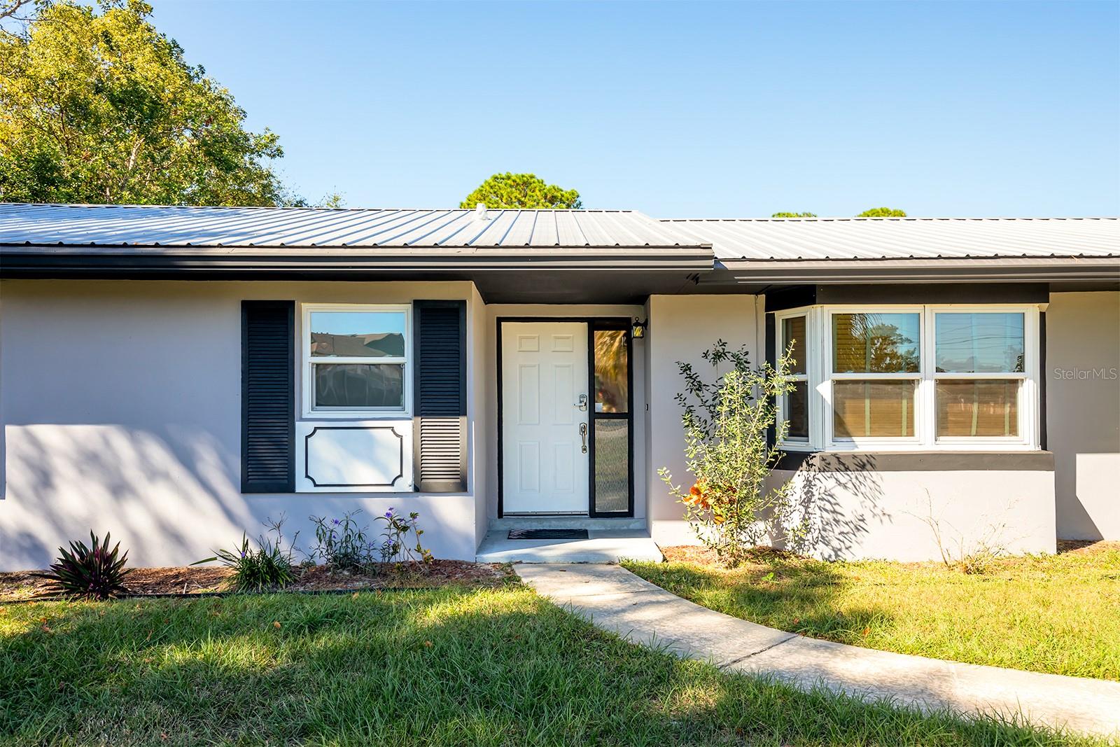 1390 W PORTILLO DR, DELTONA, FL, 32725