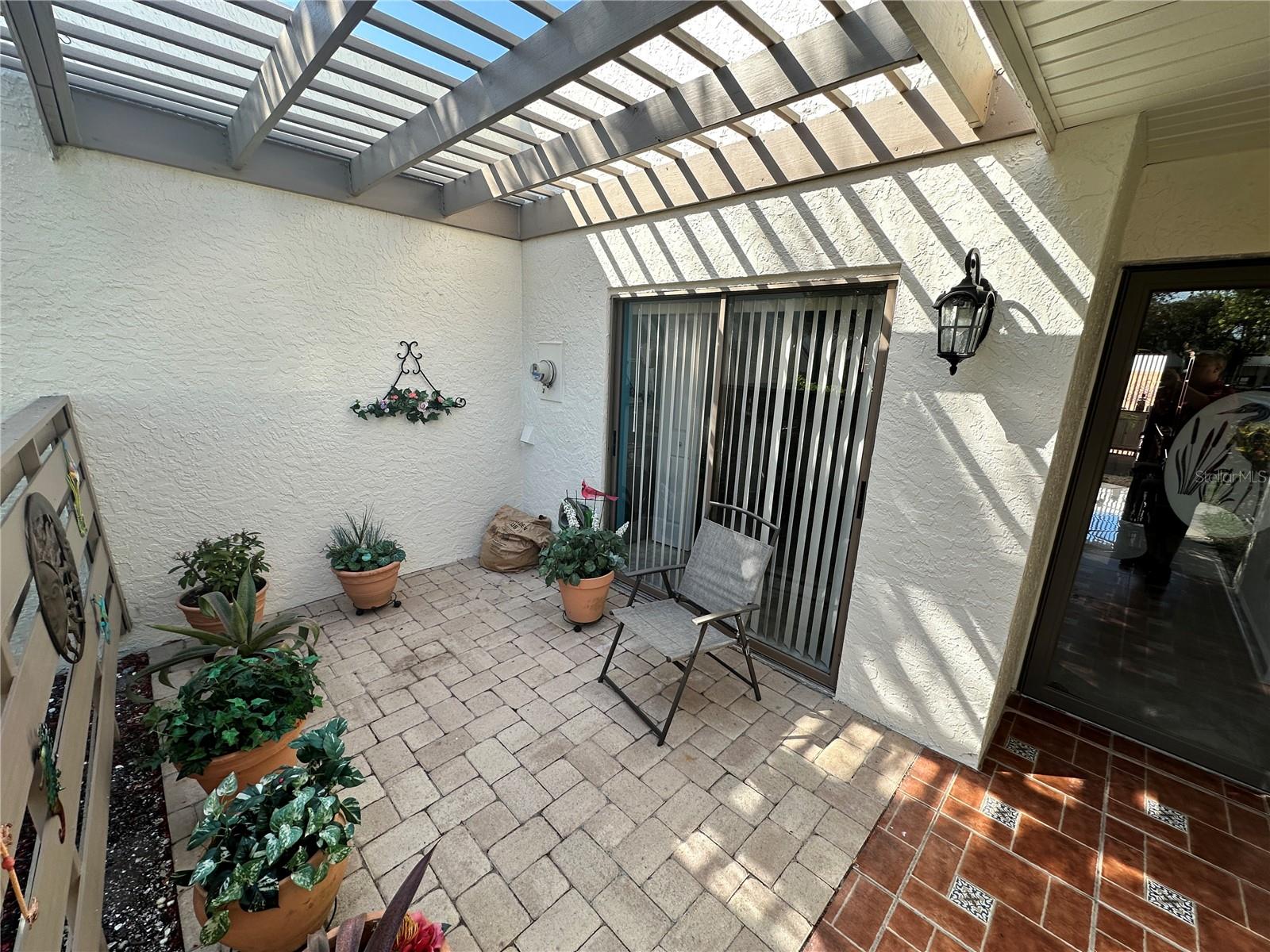 567 LAKESIDE DR #567, BRADENTON, FL, 34210