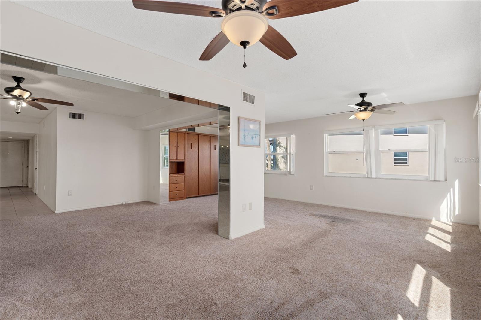 4660 MARINE PKWY #206, NEW PORT RICHEY, FL, 34652
