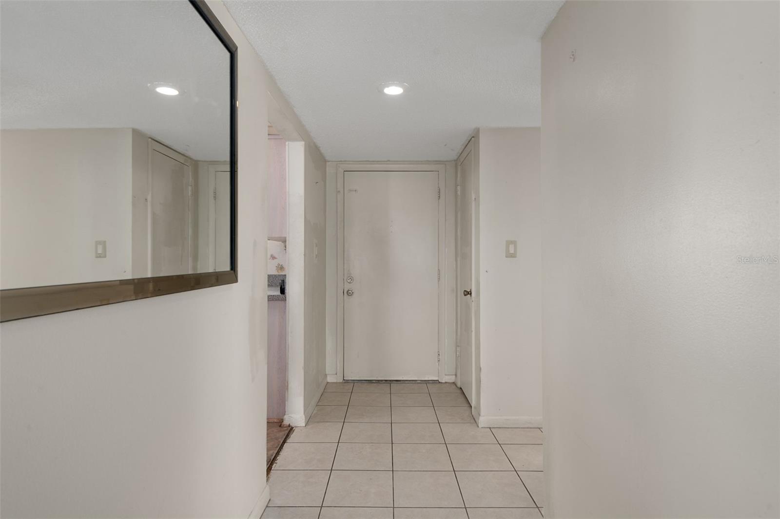 4660 MARINE PKWY #206, NEW PORT RICHEY, FL, 34652