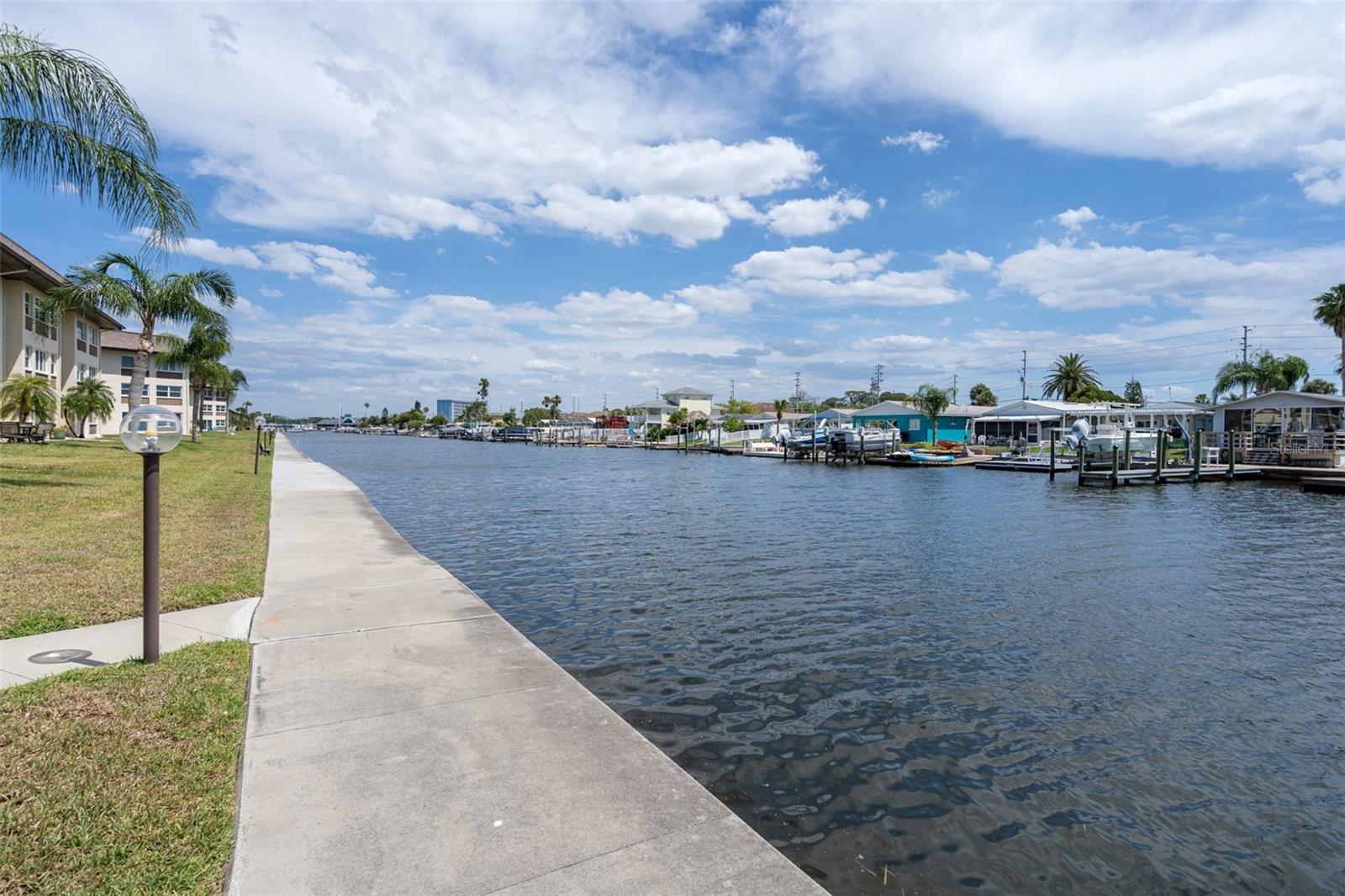 4660 MARINE PKWY #206, NEW PORT RICHEY, FL, 34652