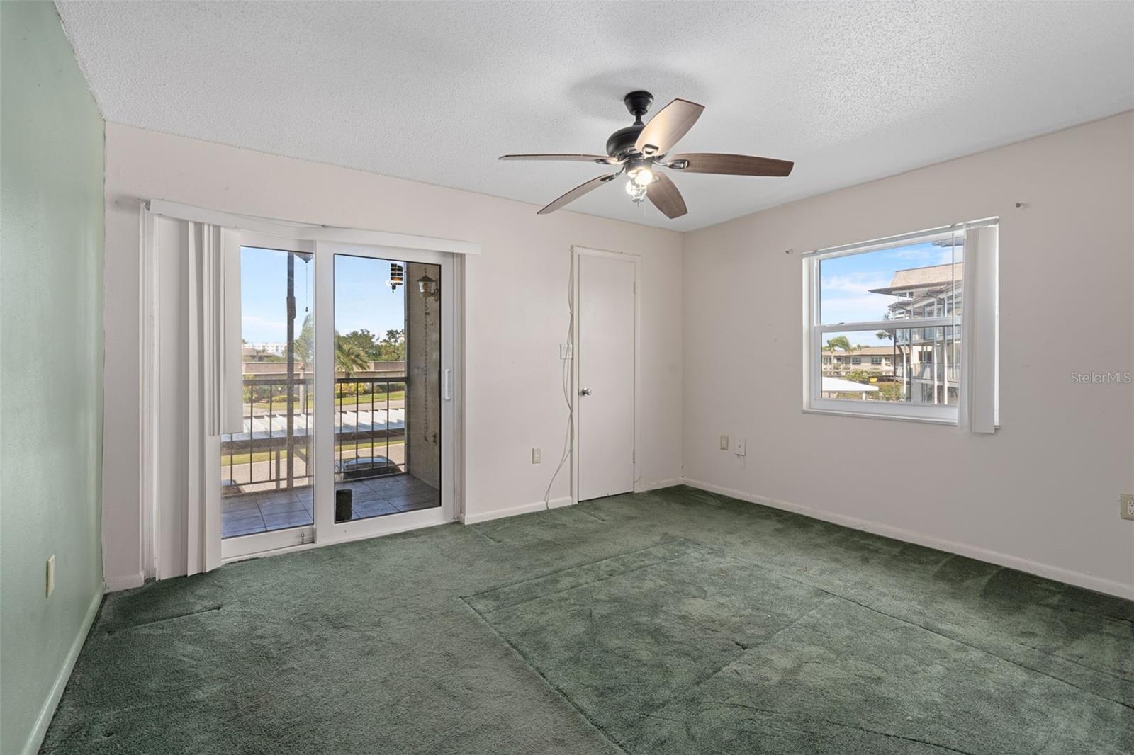 4660 MARINE PKWY #206, NEW PORT RICHEY, FL, 34652