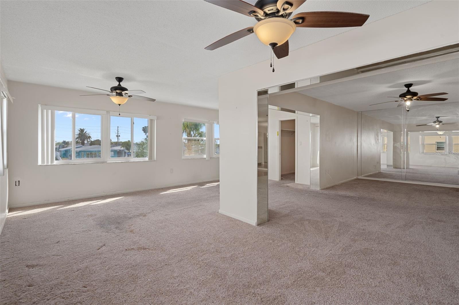 4660 MARINE PKWY #206, NEW PORT RICHEY, FL, 34652