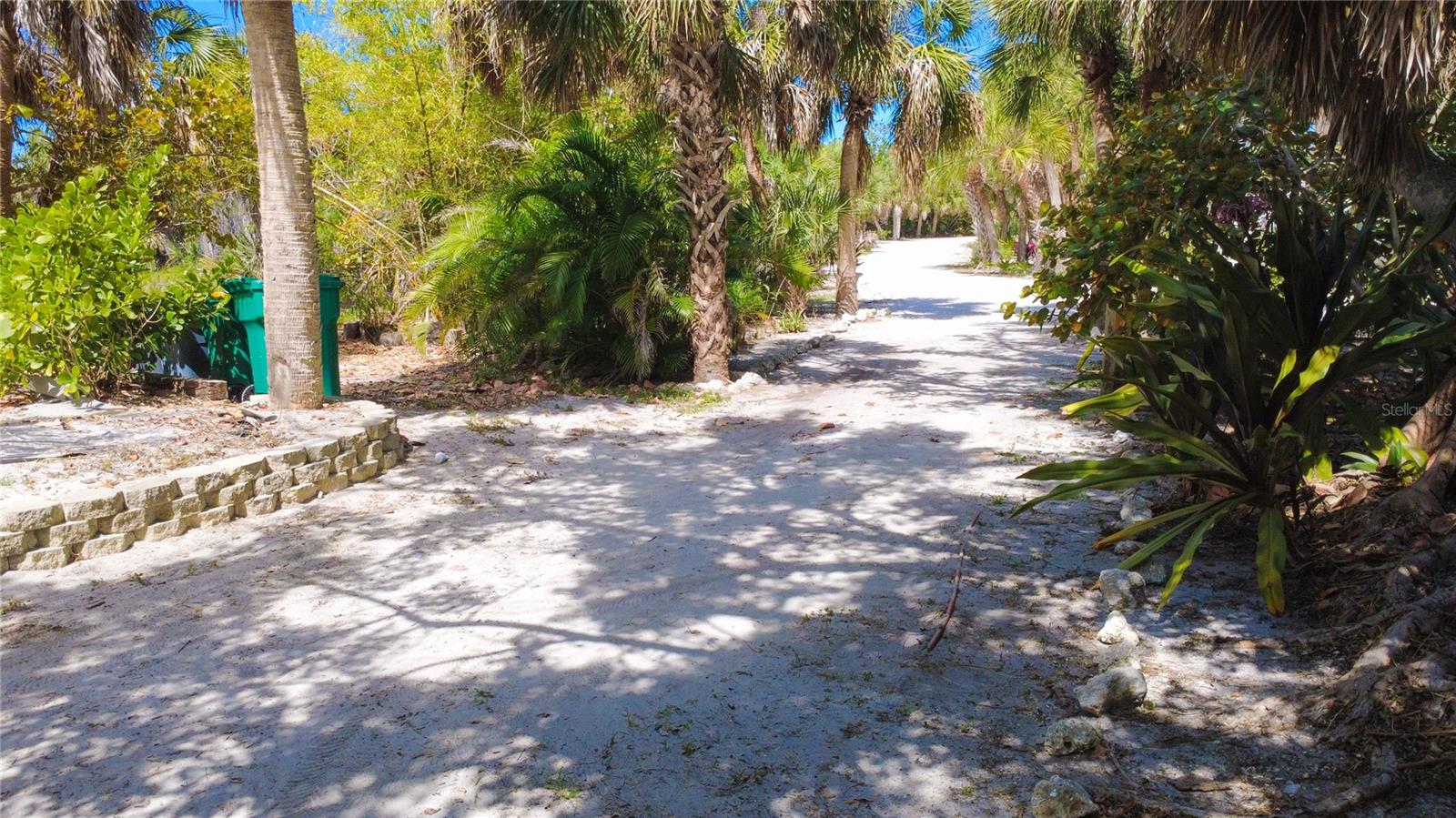 39 BAYSHORE CIR, PLACIDA, FL, 33946