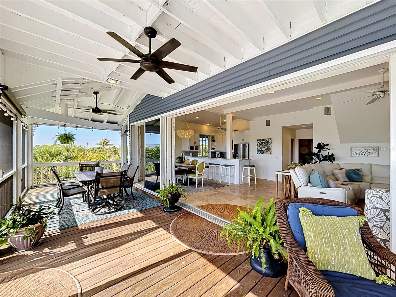 39 BAYSHORE CIR, PLACIDA, FL, 33946