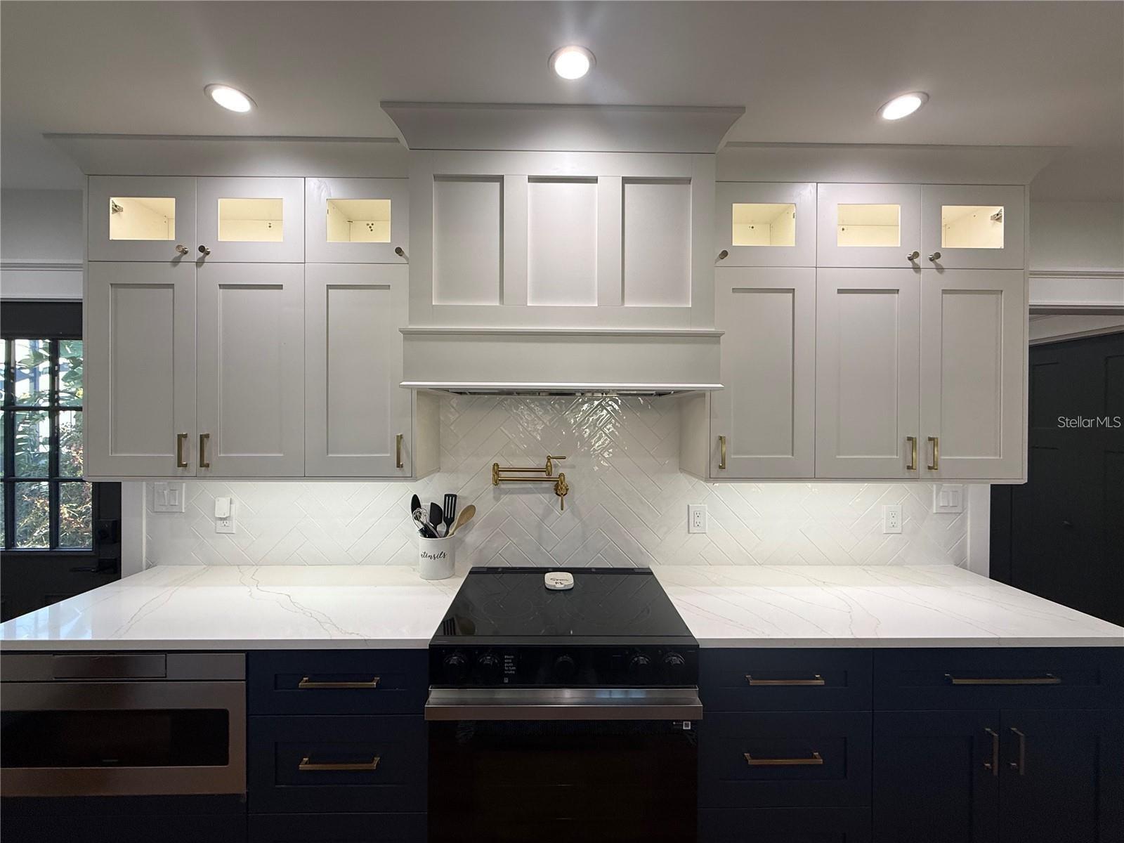 6007 N CENTRAL AVE, TAMPA, FL, 33604