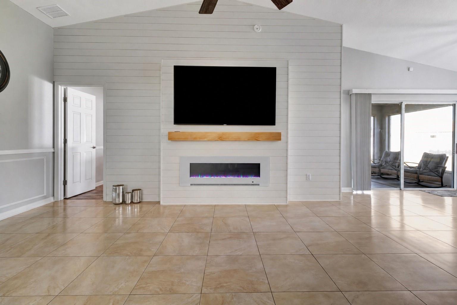 23905 NARROWLEAF CT, LEESBURG, FL, 34748
