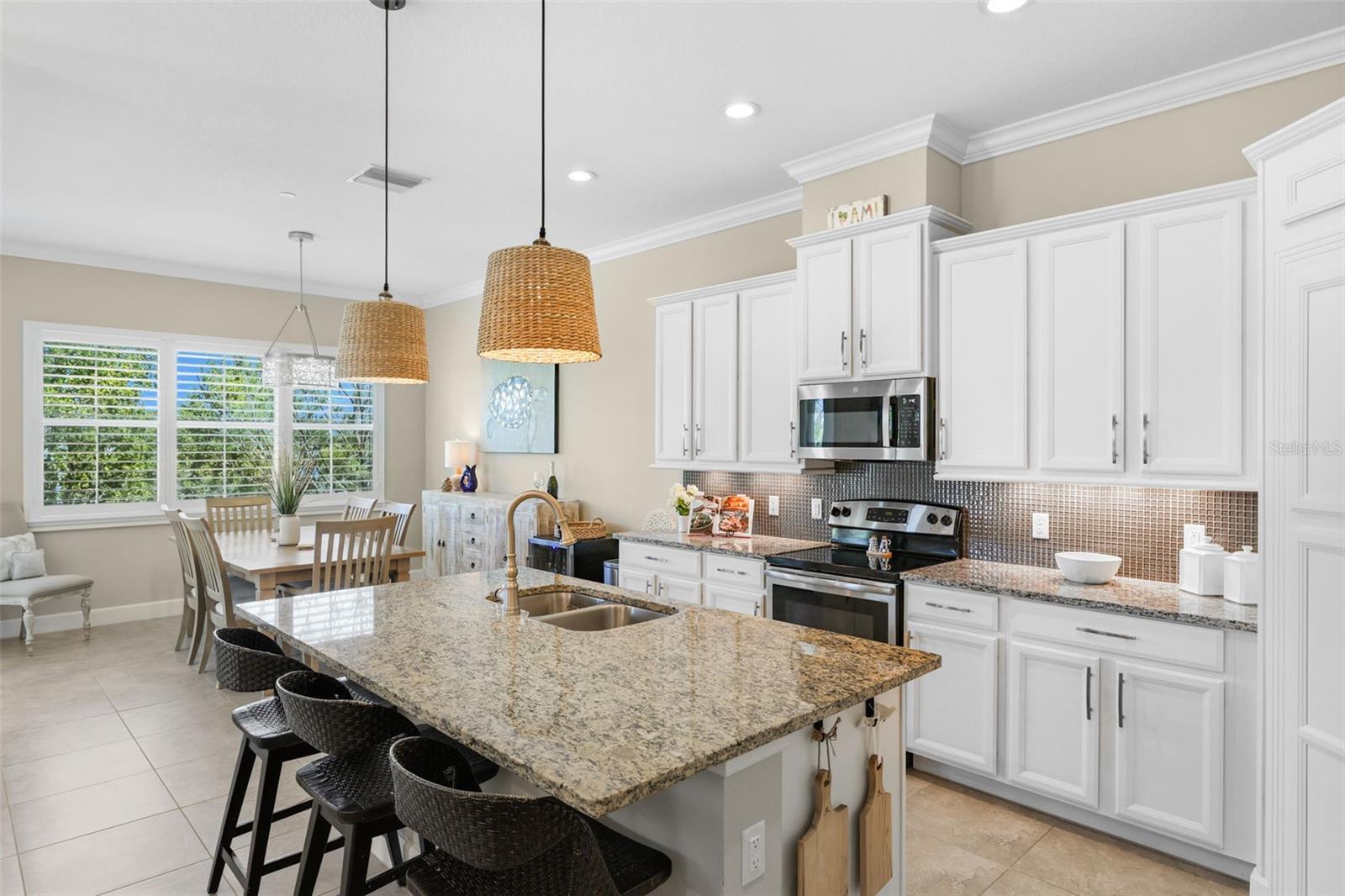 347 COMPASS POINT DR #201, BRADENTON, FL, 34209