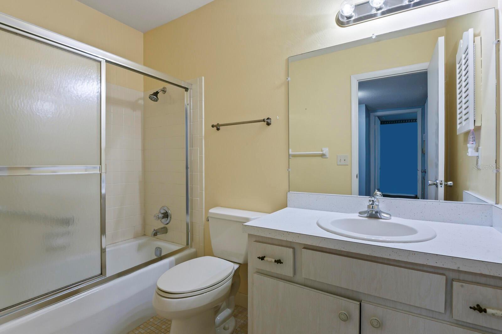 606 LA JOLLA AVE, SUN CITY CENTER, FL, 33573