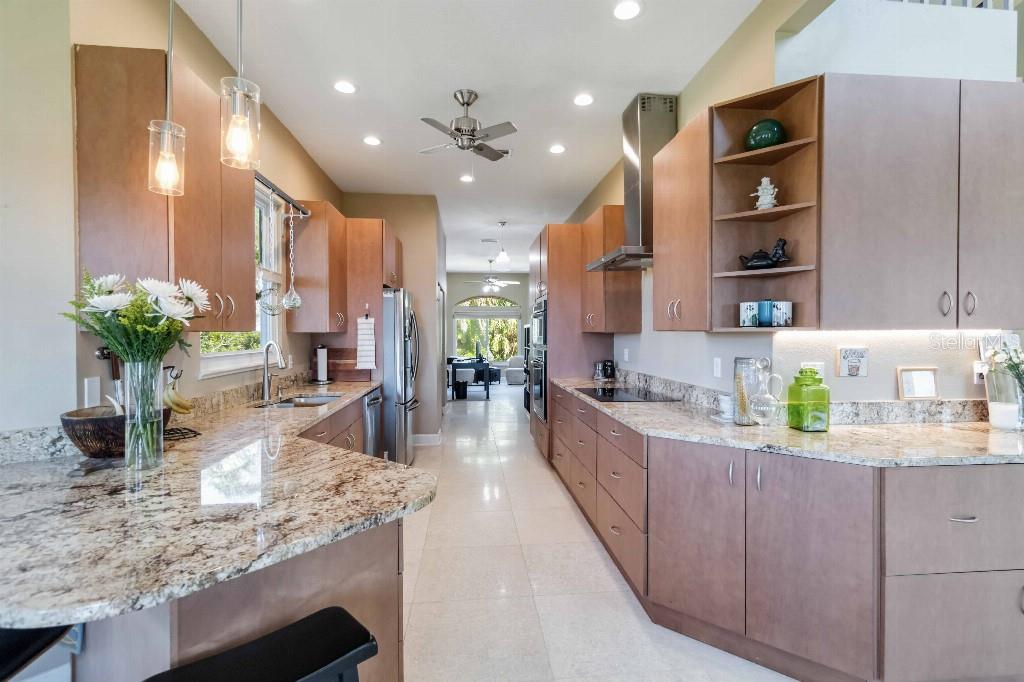 6511 BAYSHORE RD, PALMETTO, FL, 34221