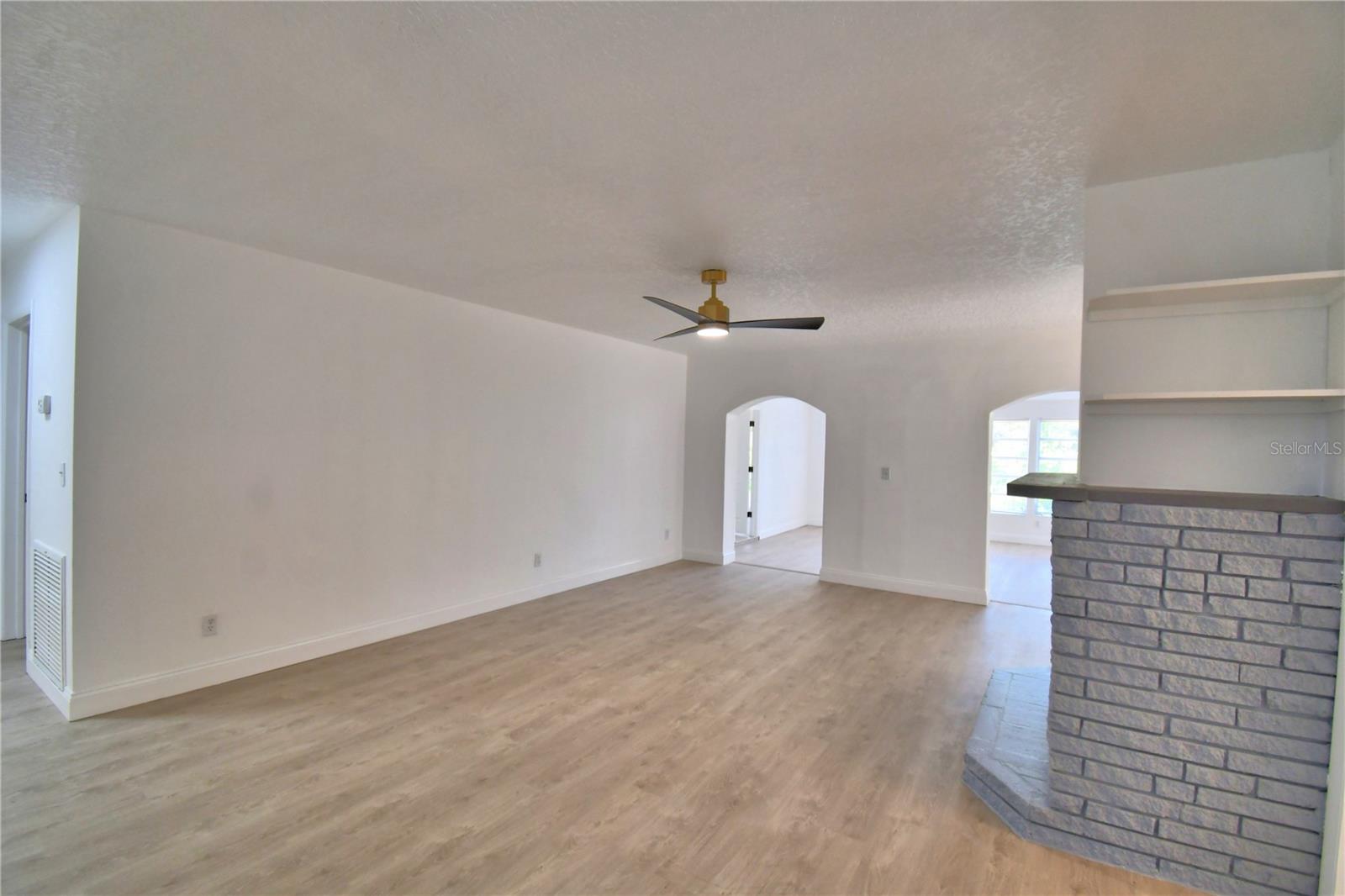 138 WHITTIER LN, WINTER HAVEN, FL, 33884