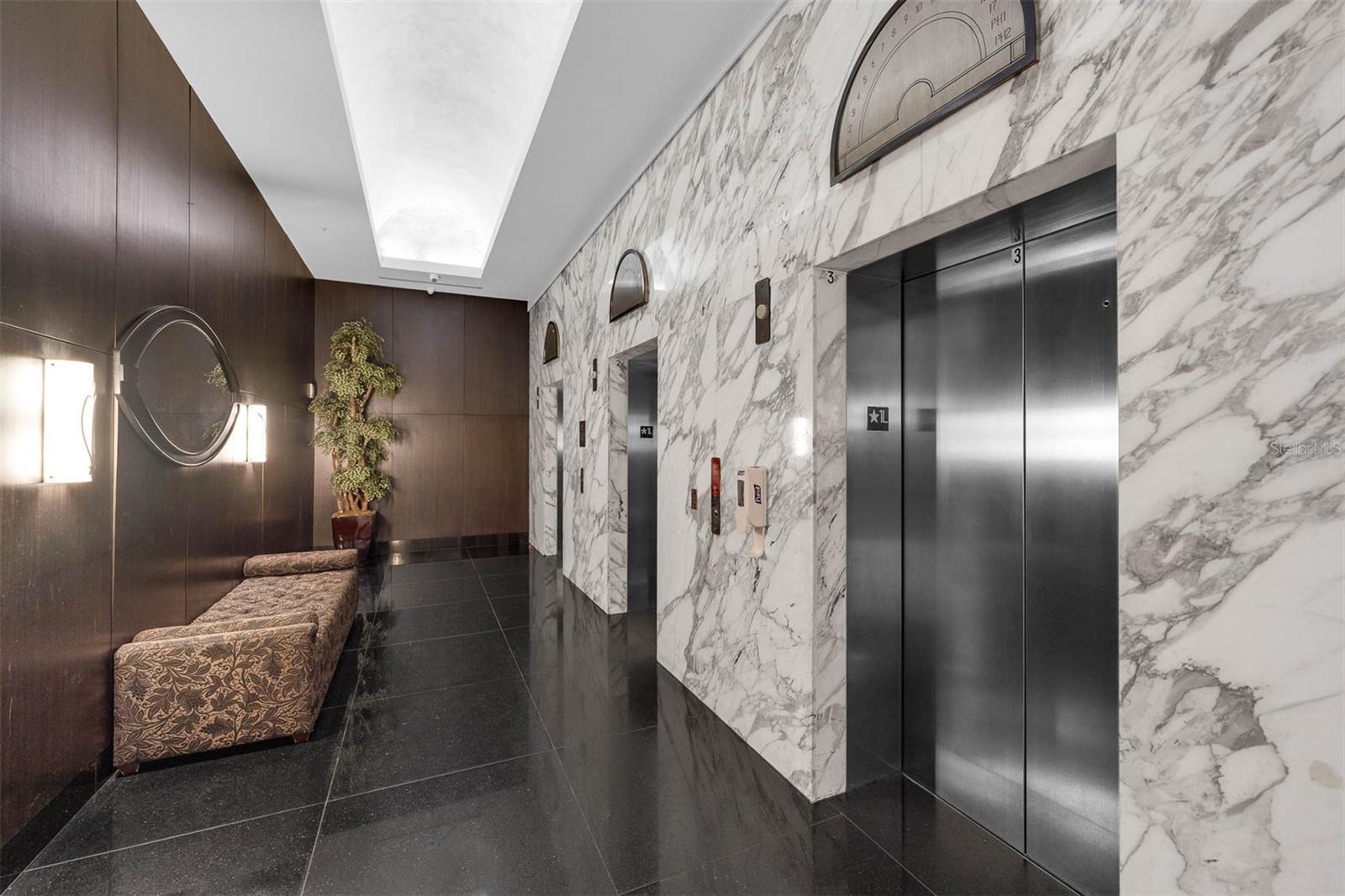 100 S EOLA DR #607, ORLANDO, FL, 32801