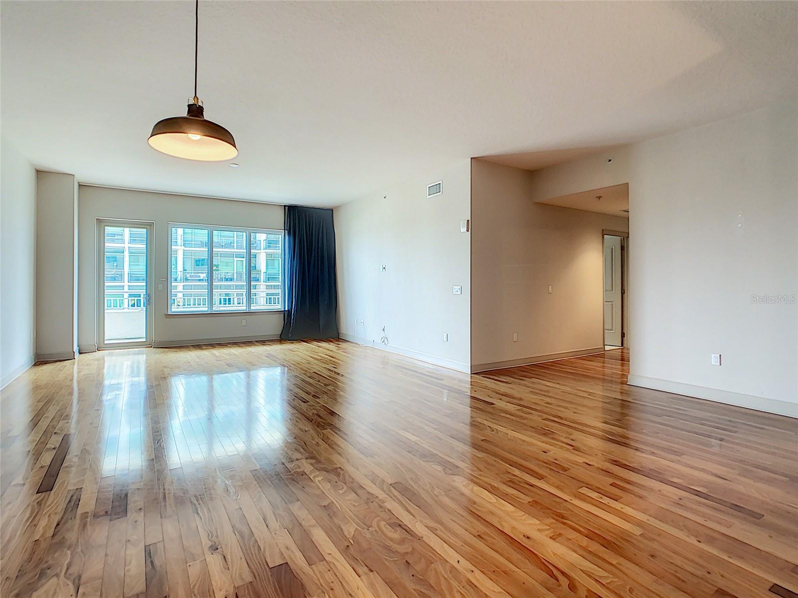 100 S EOLA DR #607, ORLANDO, FL, 32801