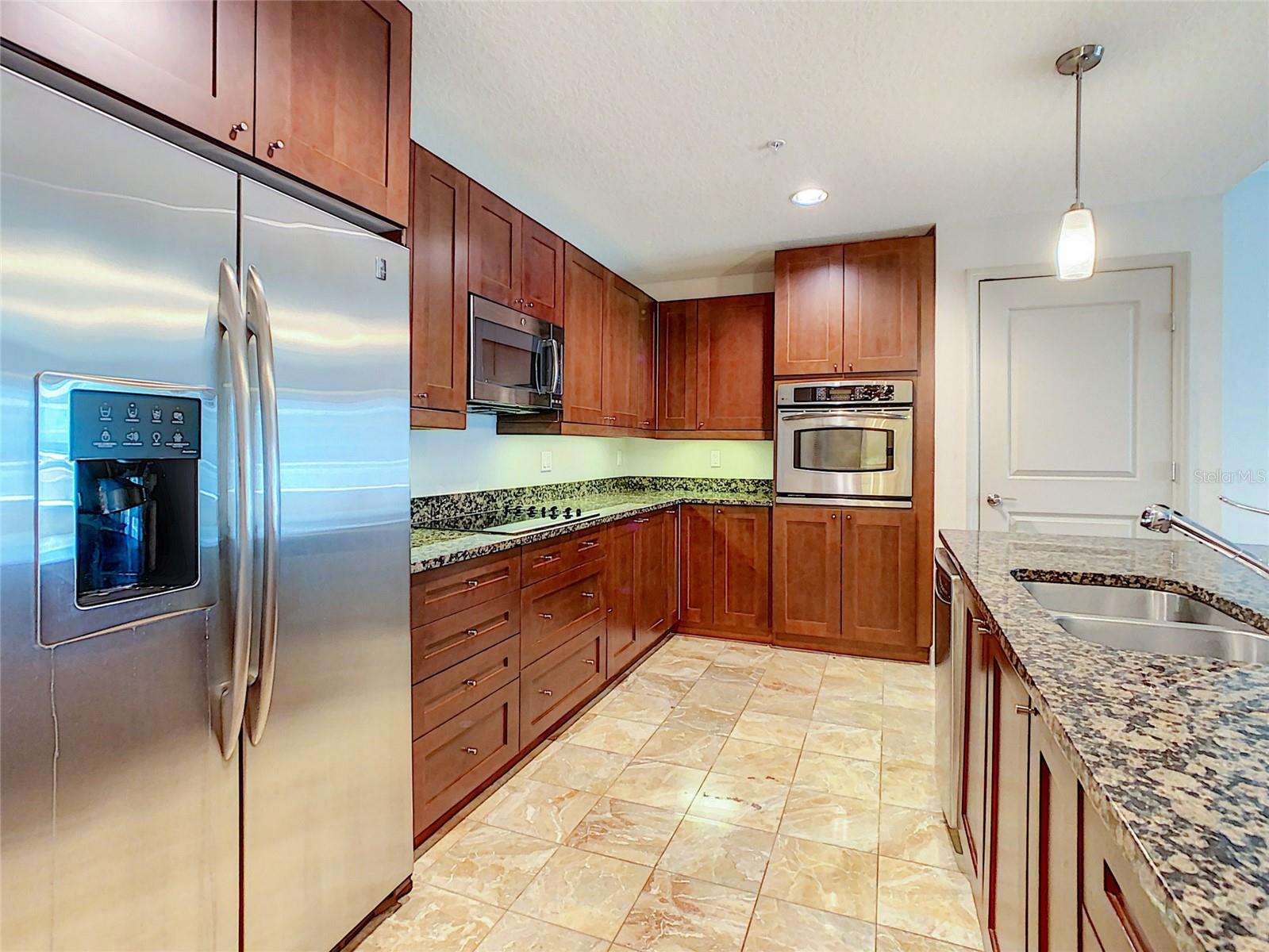 100 S EOLA DR #607, ORLANDO, FL, 32801