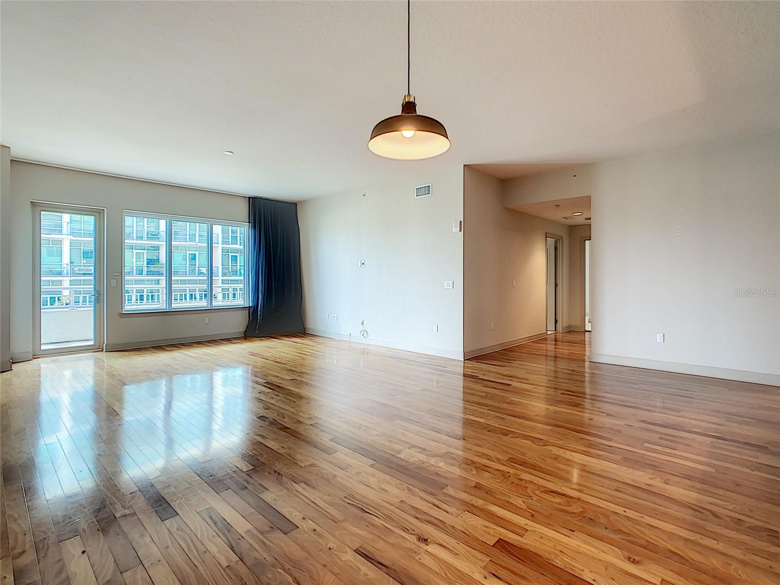100 S EOLA DR #607, ORLANDO, FL, 32801