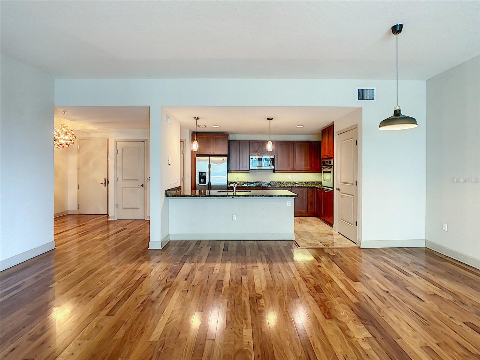 100 S EOLA DR #607, ORLANDO, FL, 32801