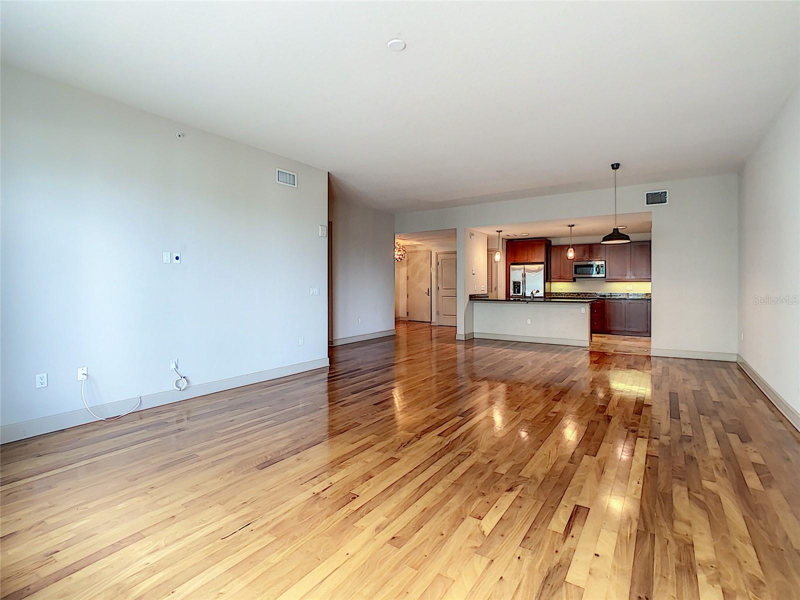 100 S EOLA DR #607, ORLANDO, FL, 32801