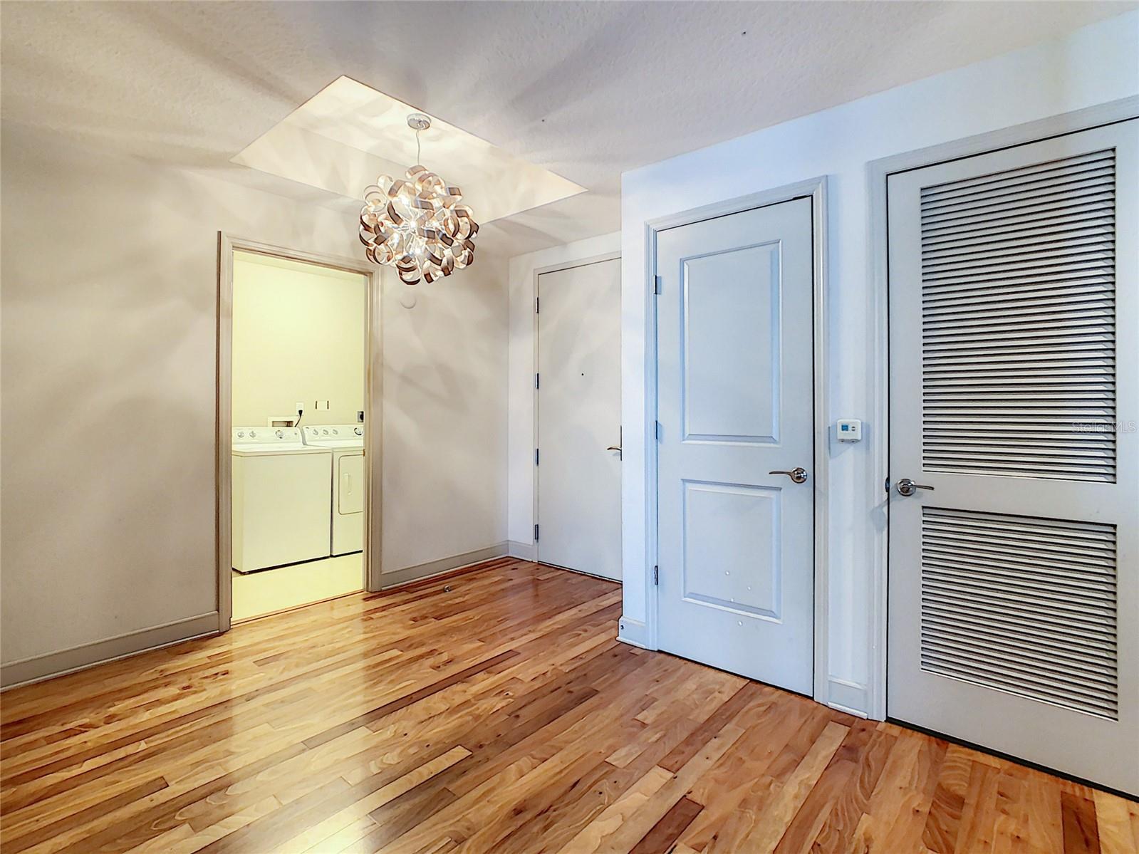 100 S EOLA DR #607, ORLANDO, FL, 32801