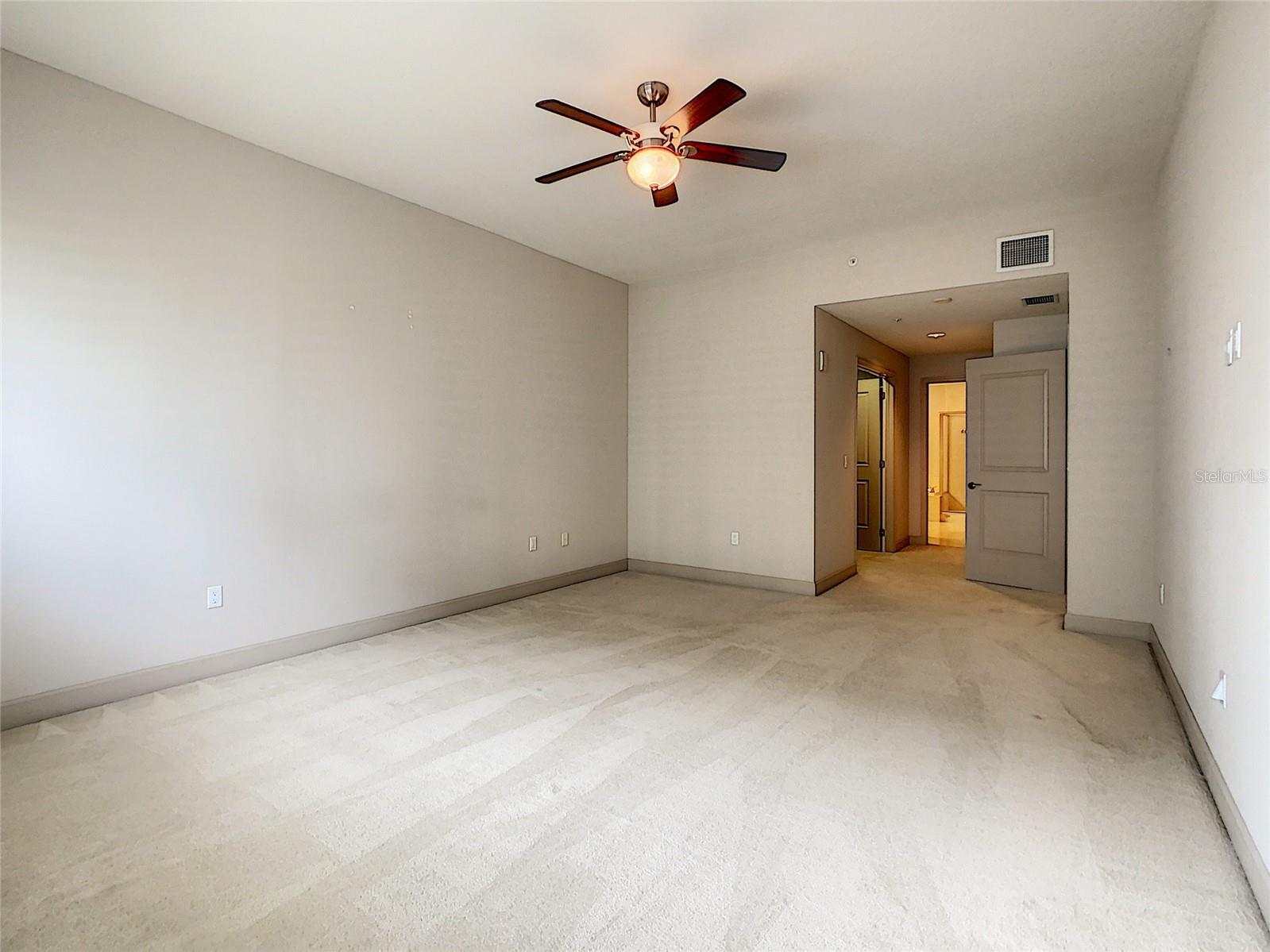 100 S EOLA DR #607, ORLANDO, FL, 32801