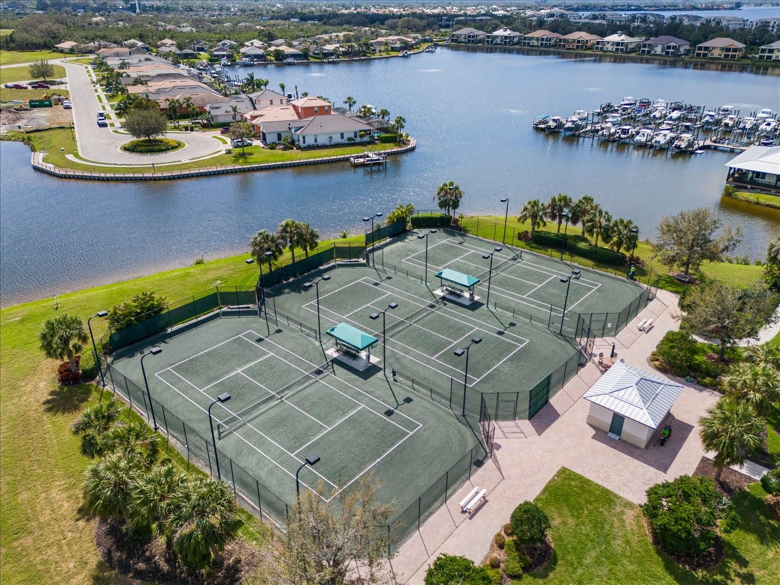 1256 TYNE LN, BRADENTON, FL, 34208