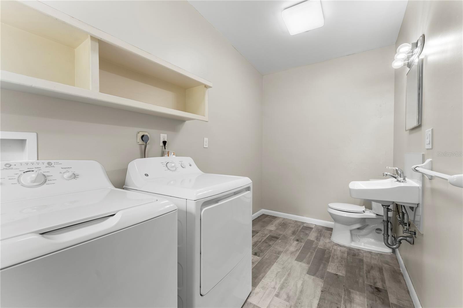 1519 DUNSANY AVE, ORLANDO, FL, 32806