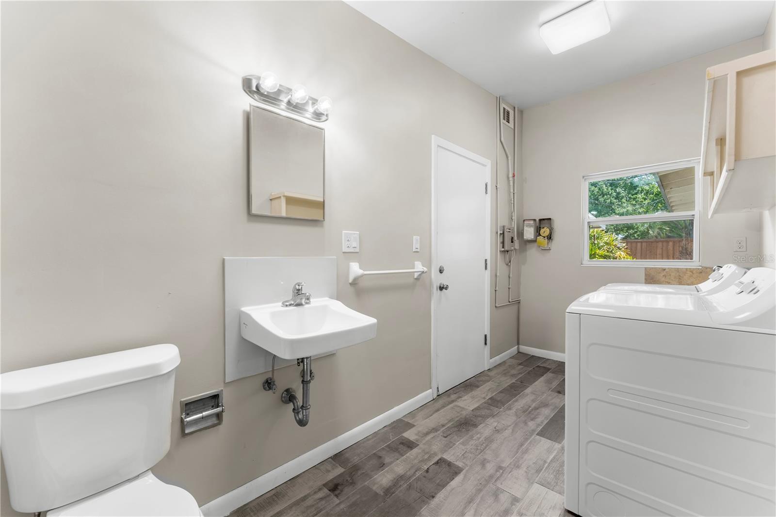 1519 DUNSANY AVE, ORLANDO, FL, 32806