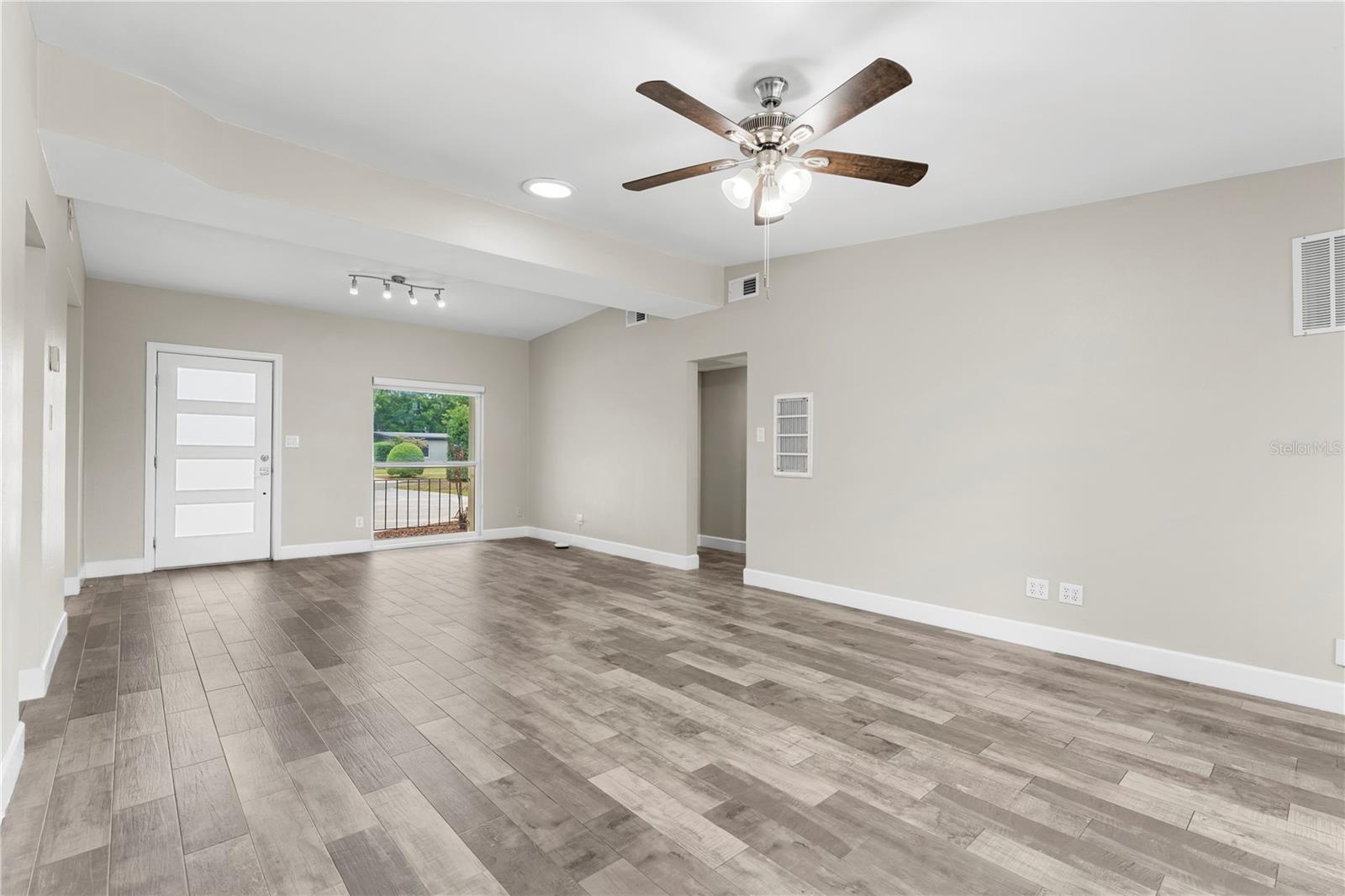 1519 DUNSANY AVE, ORLANDO, FL, 32806