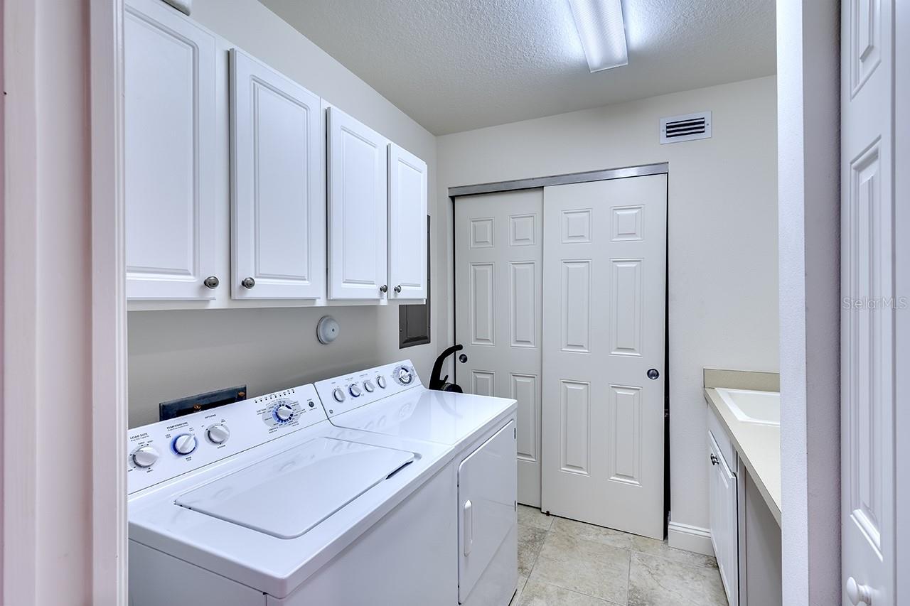 7702 LAKE VISTA CT #204, LAKEWOOD RANCH, FL, 34202