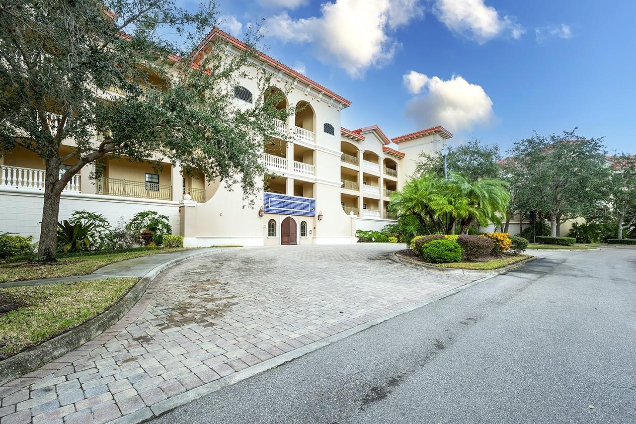 7702 LAKE VISTA CT #204, LAKEWOOD RANCH, FL, 34202