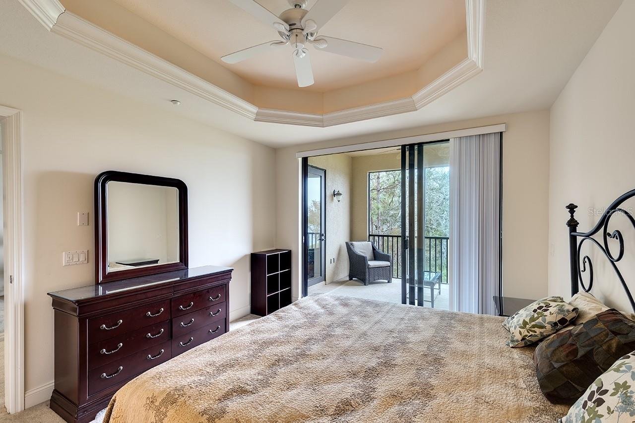 7702 LAKE VISTA CT #204, LAKEWOOD RANCH, FL, 34202