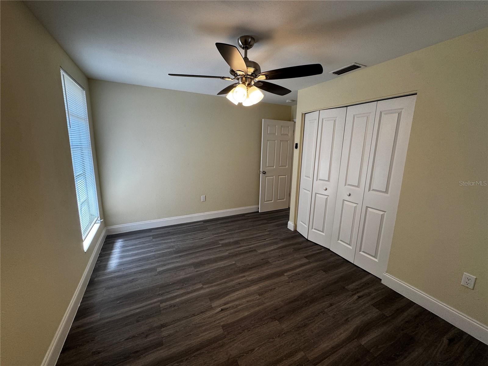 1610 CREST AVE, LEESBURG, FL, 34748