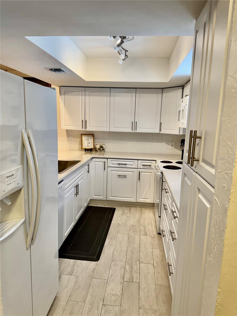 2801 MAGDALINA DR #1D, PUNTA GORDA, FL, 33950