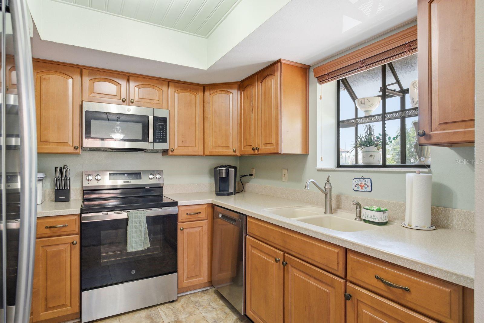 2614 HAMMOCK CT #2614, CLEARWATER, FL, 33761