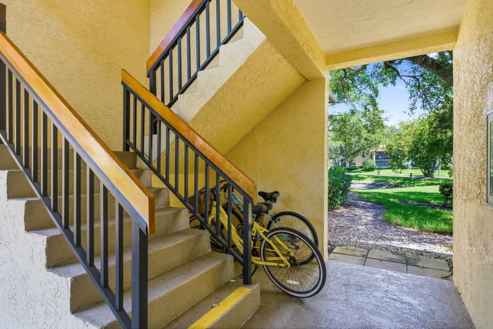 2614 HAMMOCK CT #2614, CLEARWATER, FL, 33761