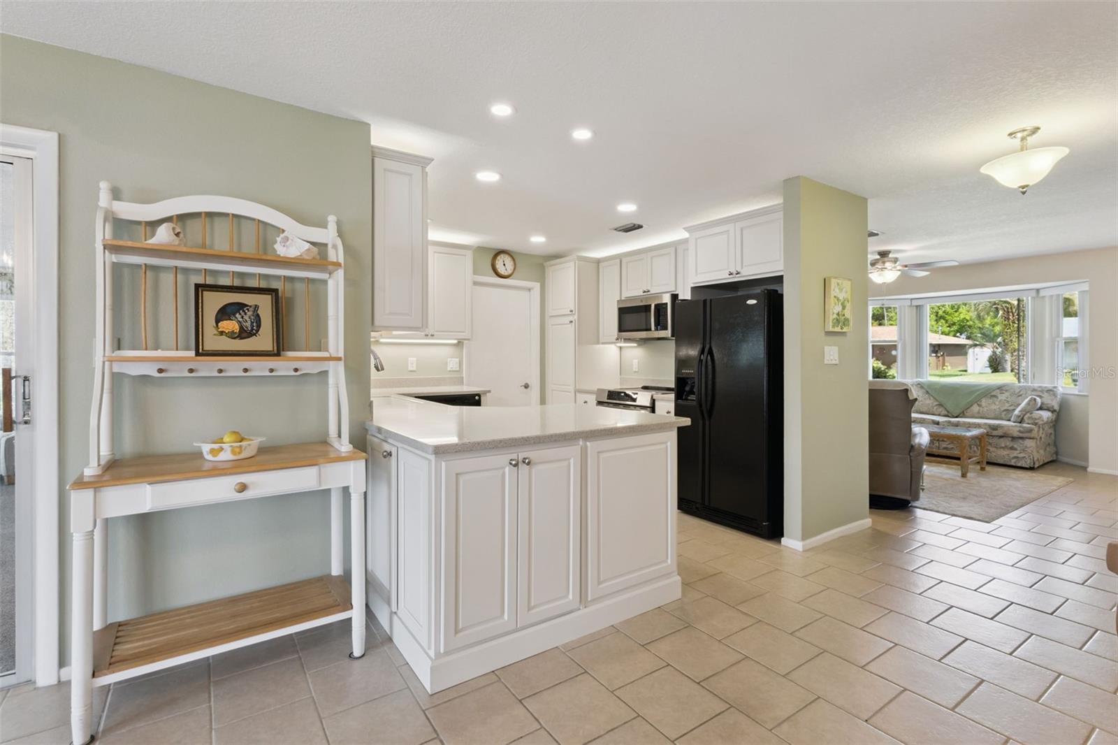 26632 W COVE DR, TAVARES, FL, 32778