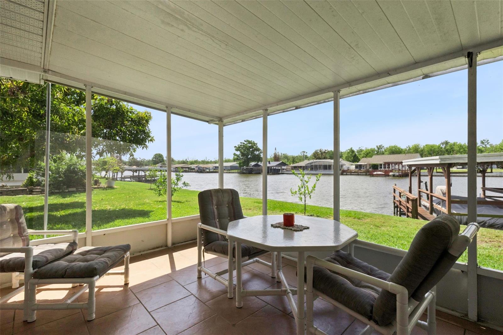 26632 W COVE DR, TAVARES, FL, 32778