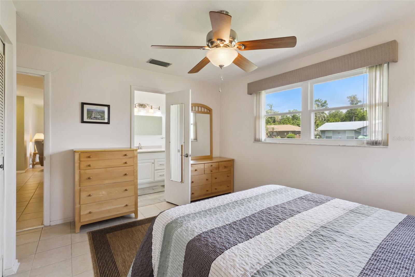 26632 W COVE DR, TAVARES, FL, 32778