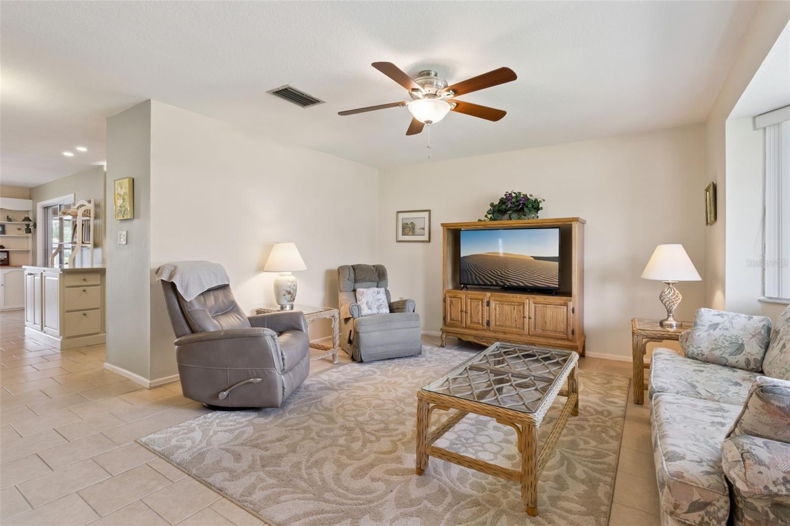 26632 W COVE DR, TAVARES, FL, 32778