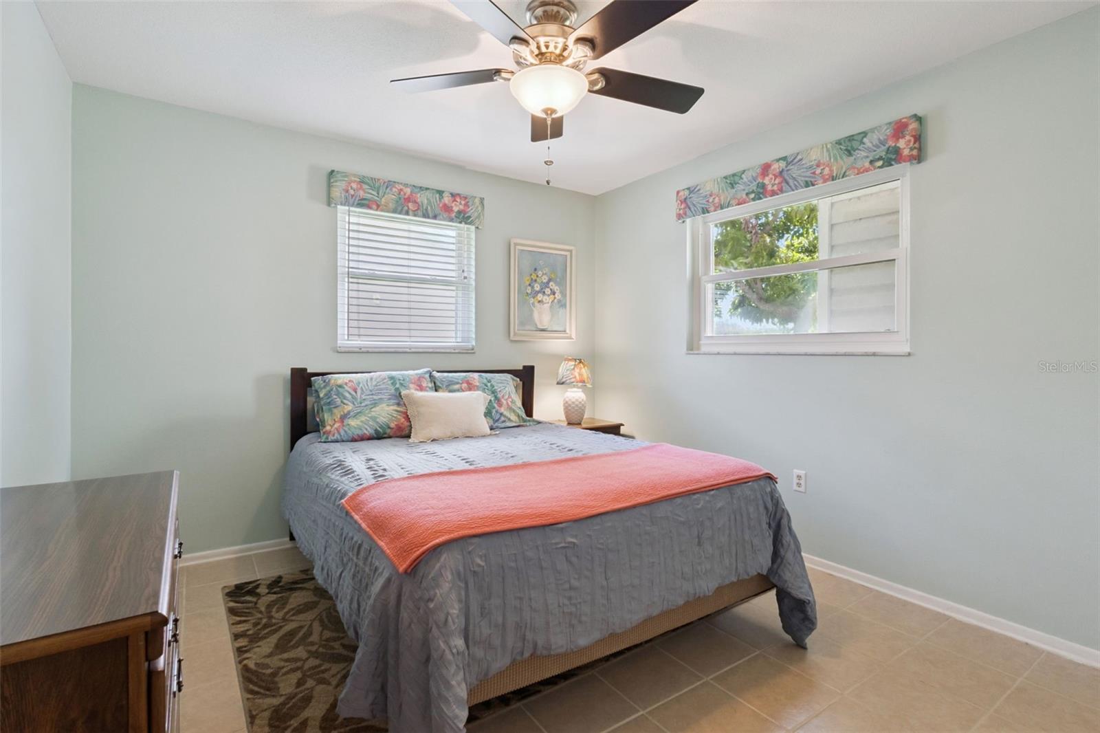 26632 W COVE DR, TAVARES, FL, 32778