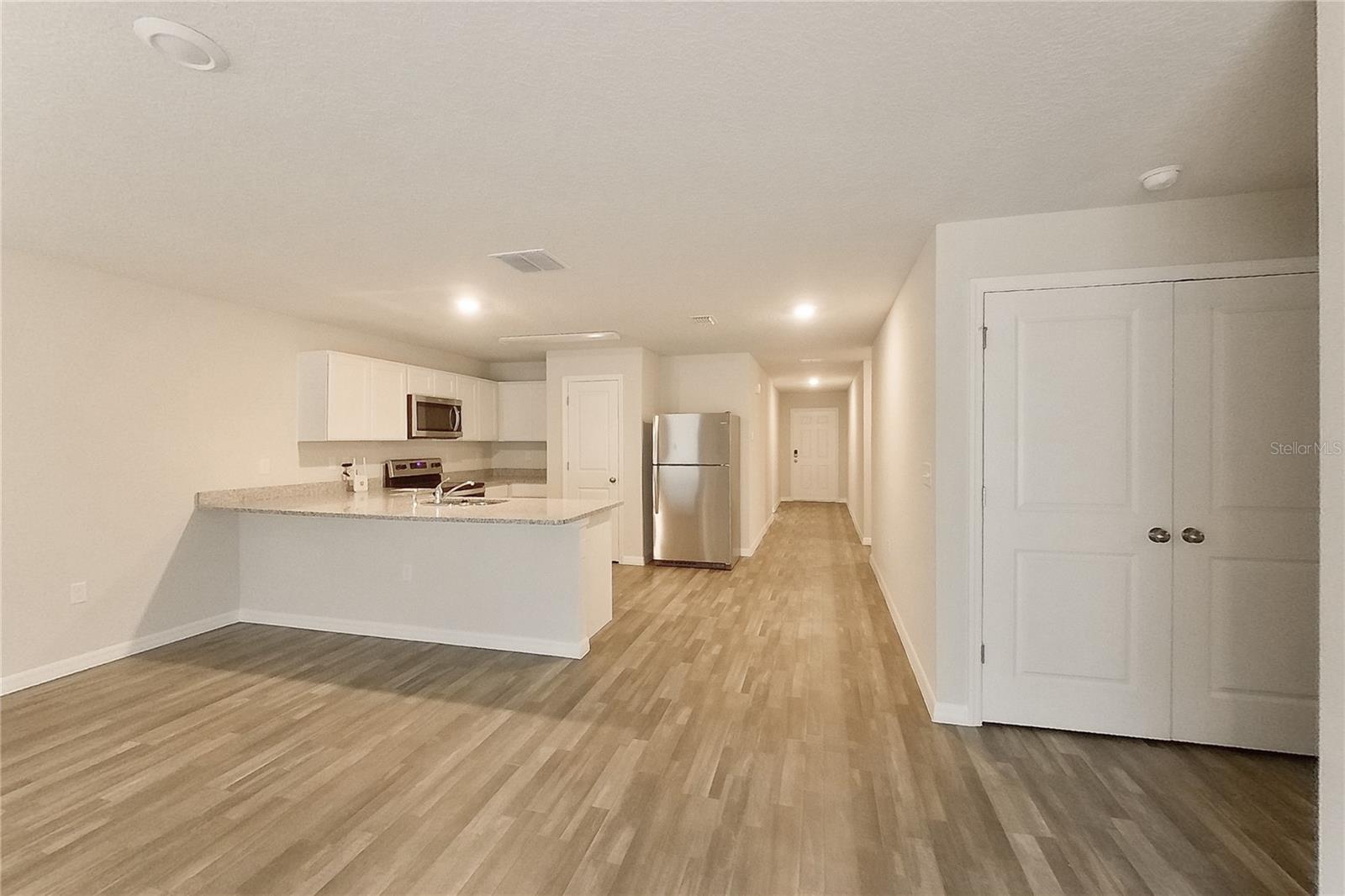 8755 N NOBLETON WAY, DUNNELLON, FL, 34434