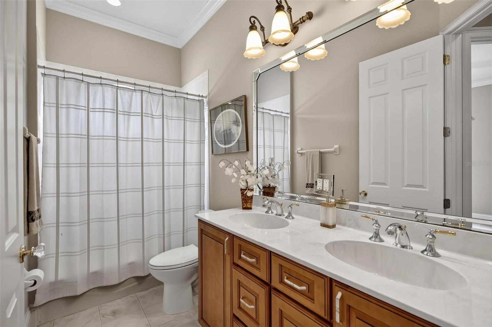 68 OAK VIEW CIR W, PALM COAST, FL, 32137