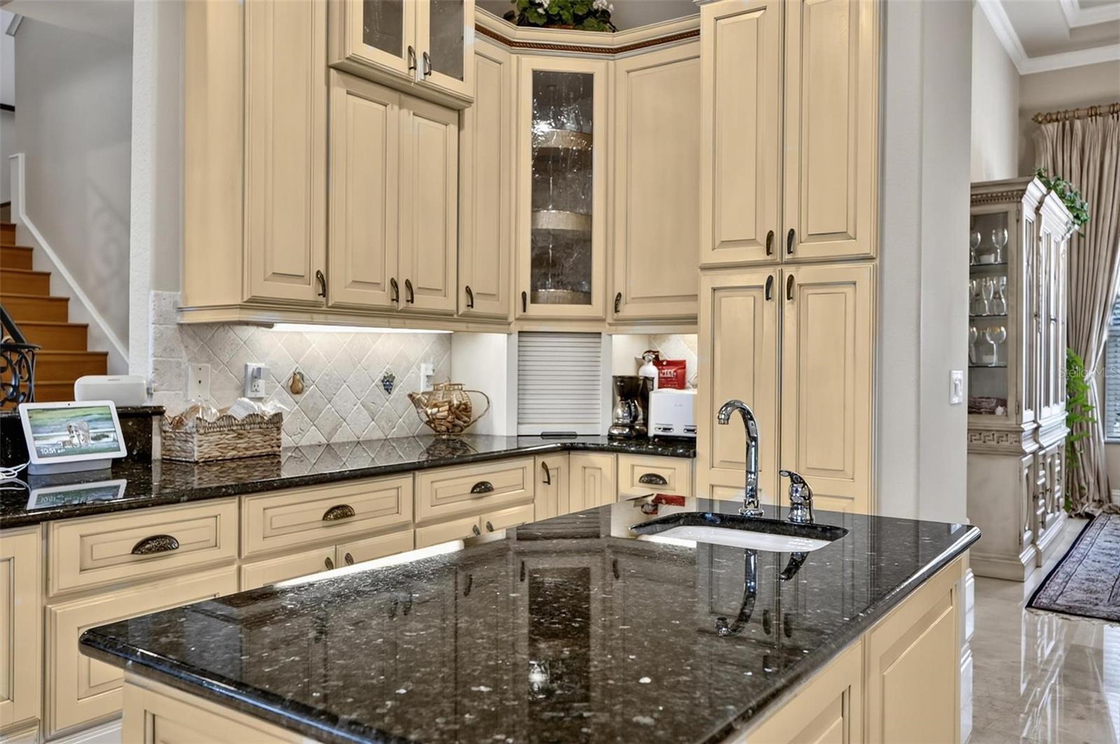 68 OAK VIEW CIR W, PALM COAST, FL, 32137
