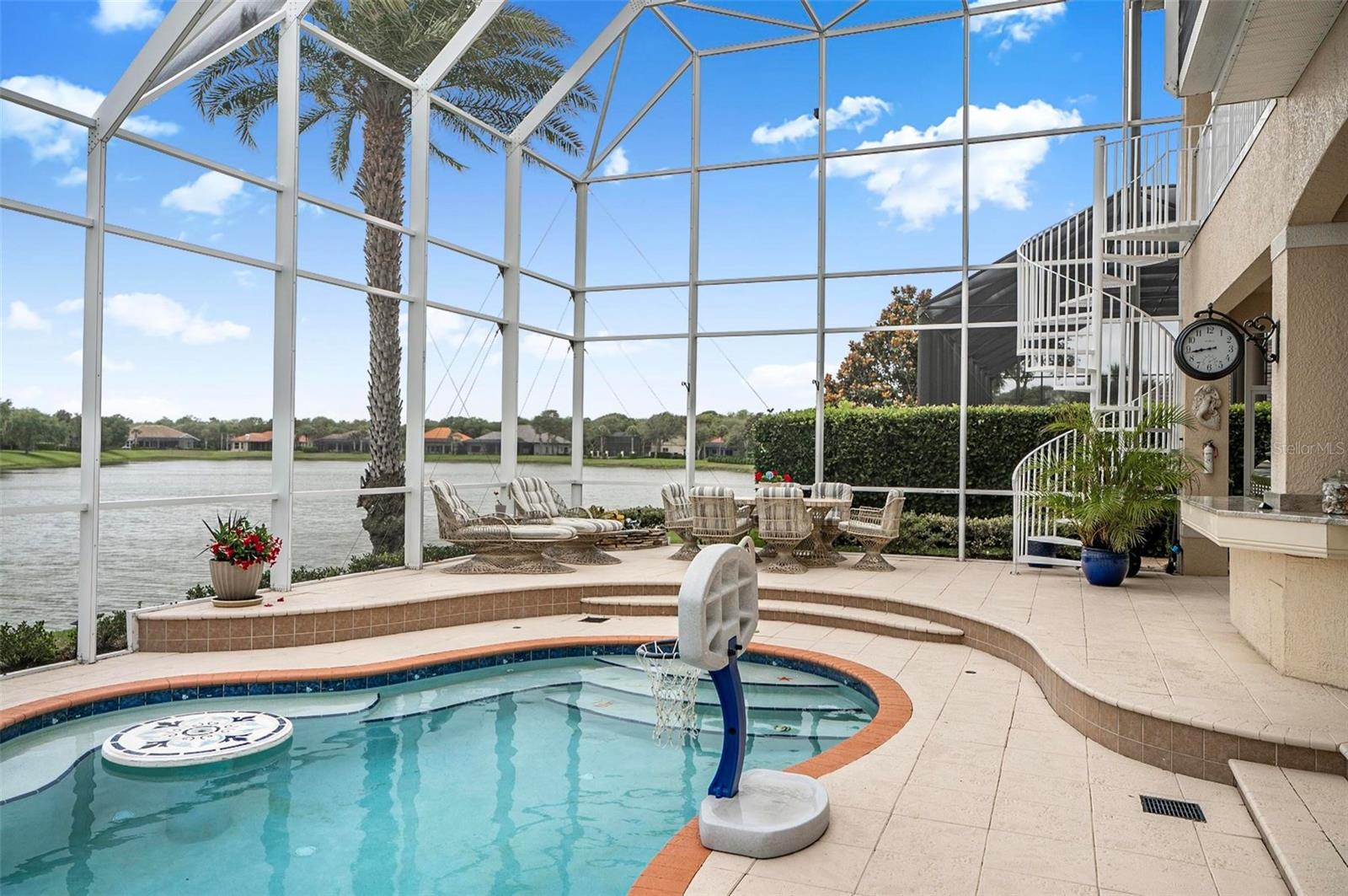68 OAK VIEW CIR W, PALM COAST, FL, 32137