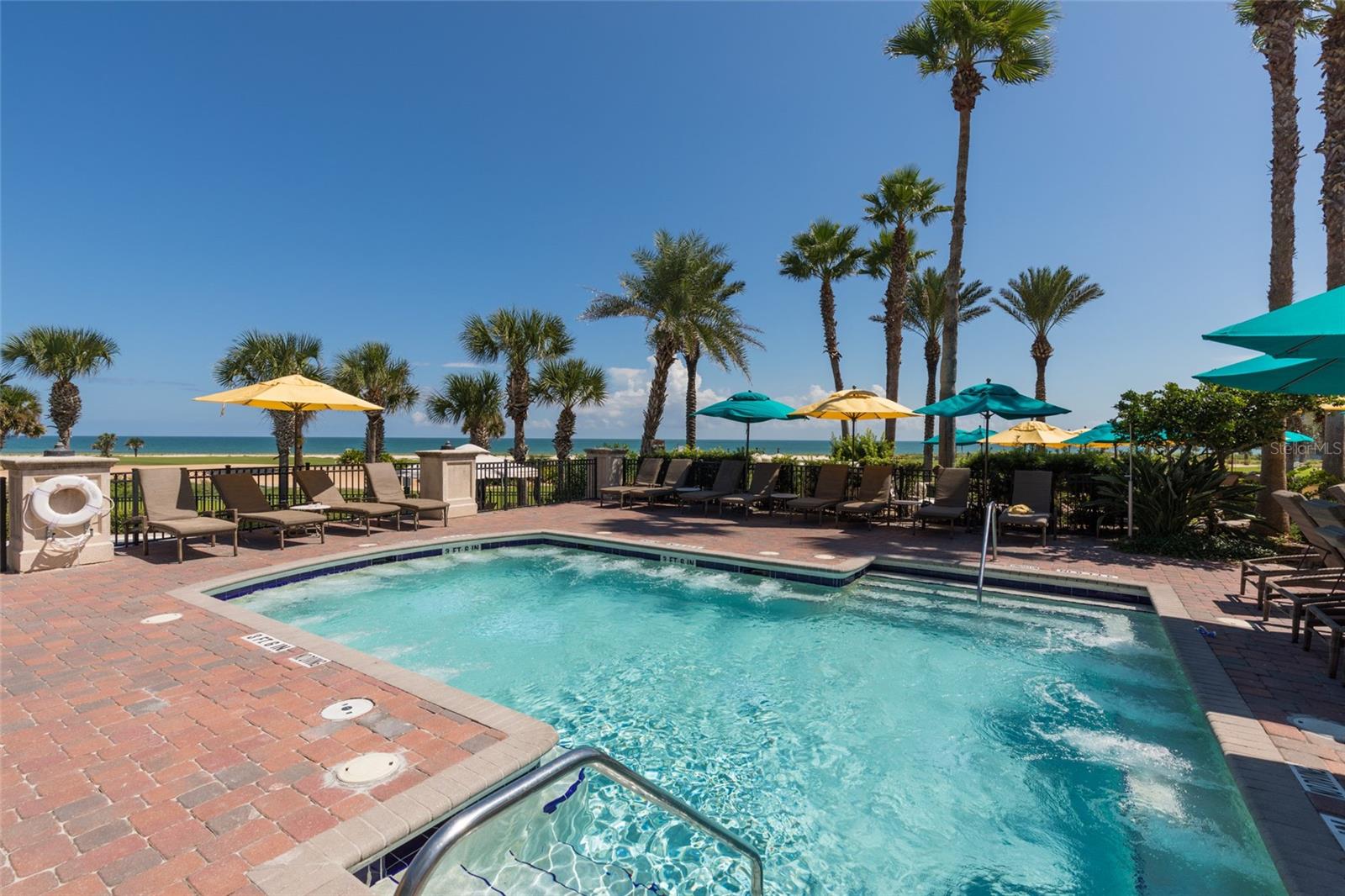 68 OAK VIEW CIR W, PALM COAST, FL, 32137