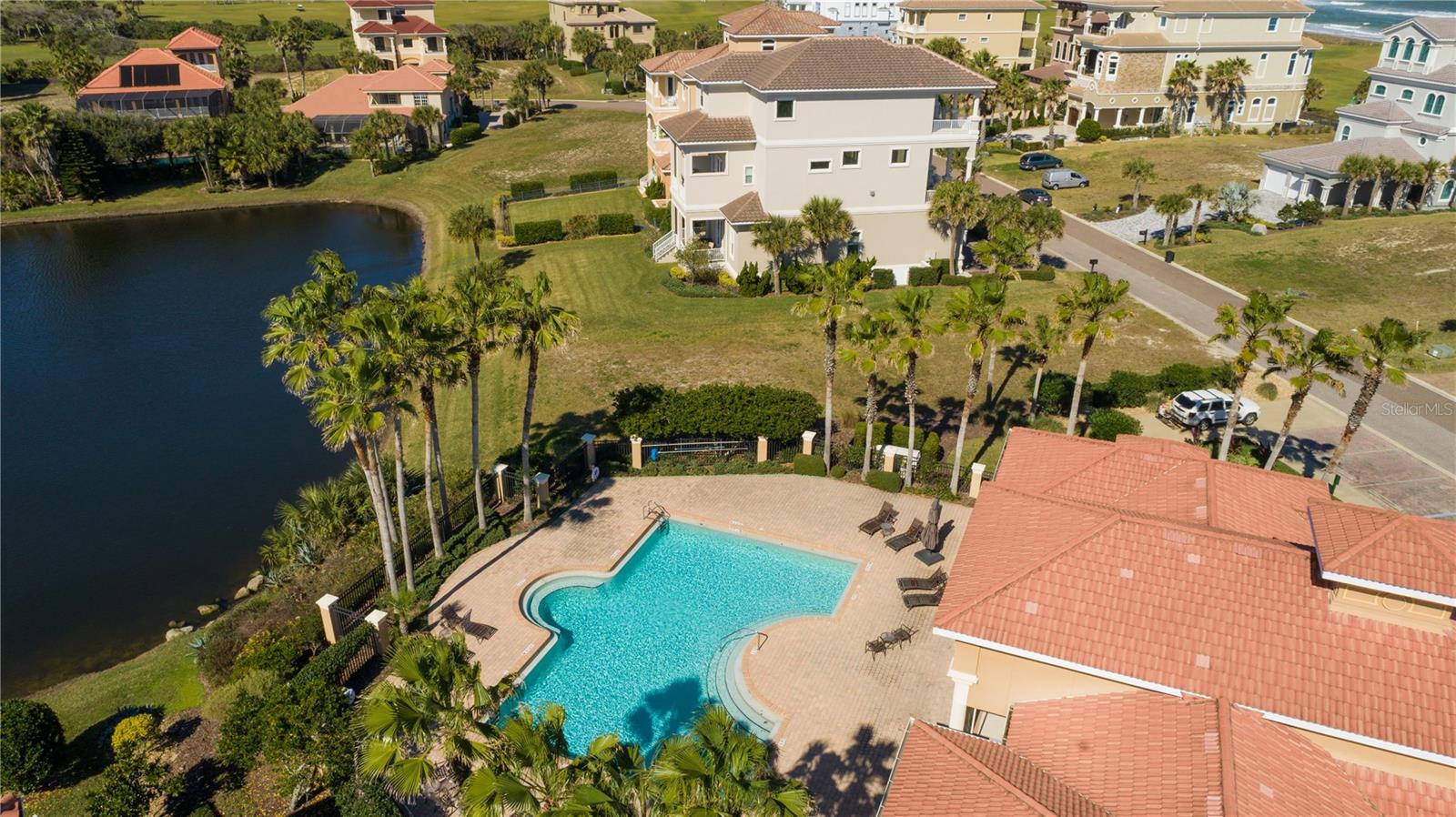 68 OAK VIEW CIR W, PALM COAST, FL, 32137